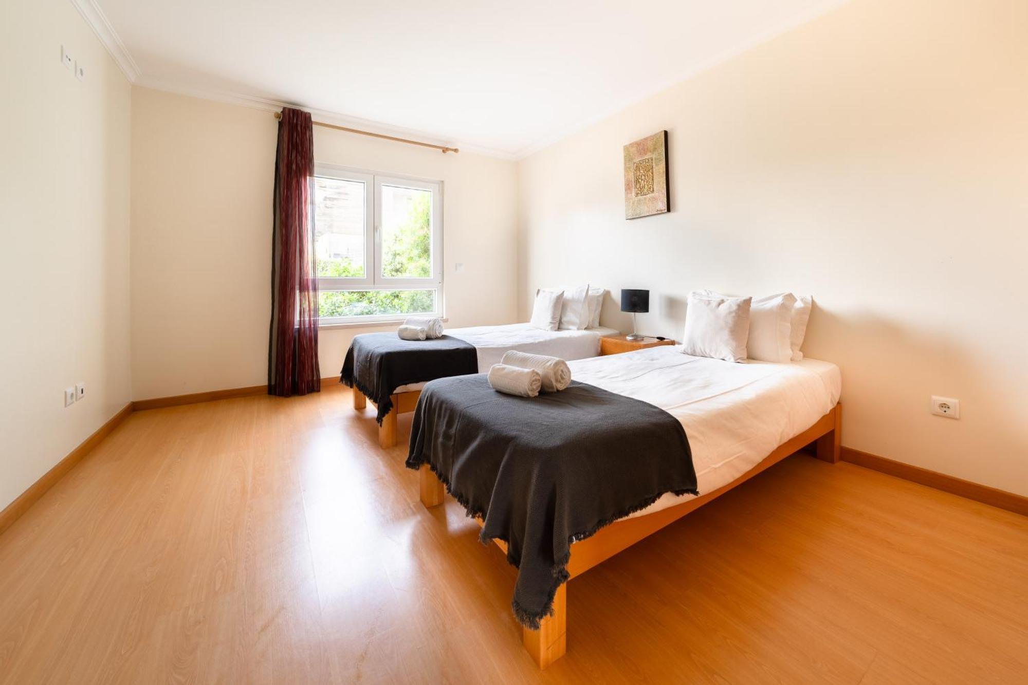 Paradise Apartments บาเลียล ภายนอก รูปภาพ