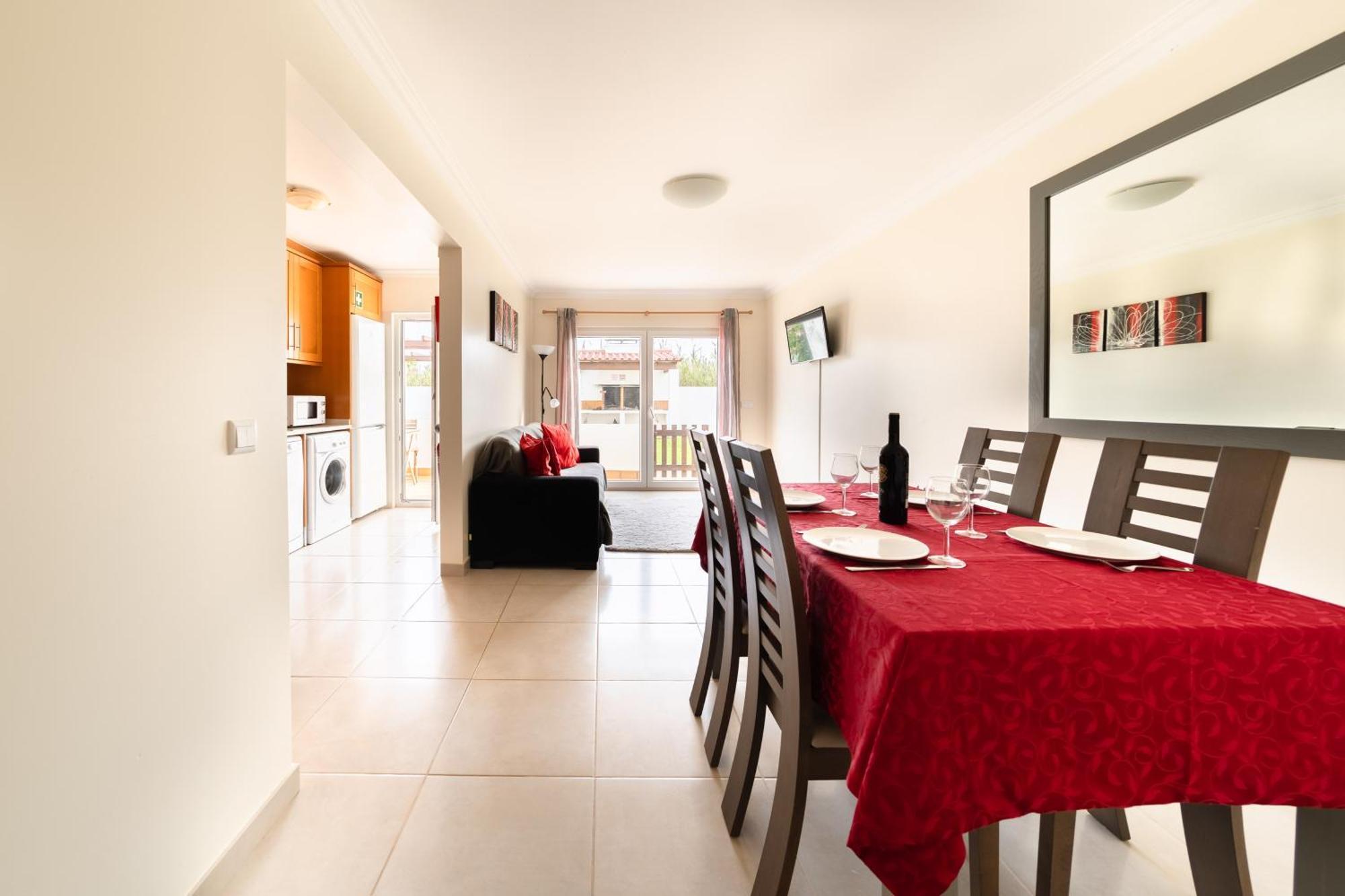 Paradise Apartments บาเลียล ภายนอก รูปภาพ
