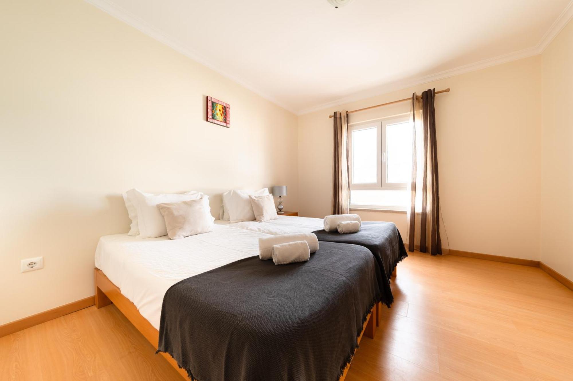 Paradise Apartments บาเลียล ภายนอก รูปภาพ