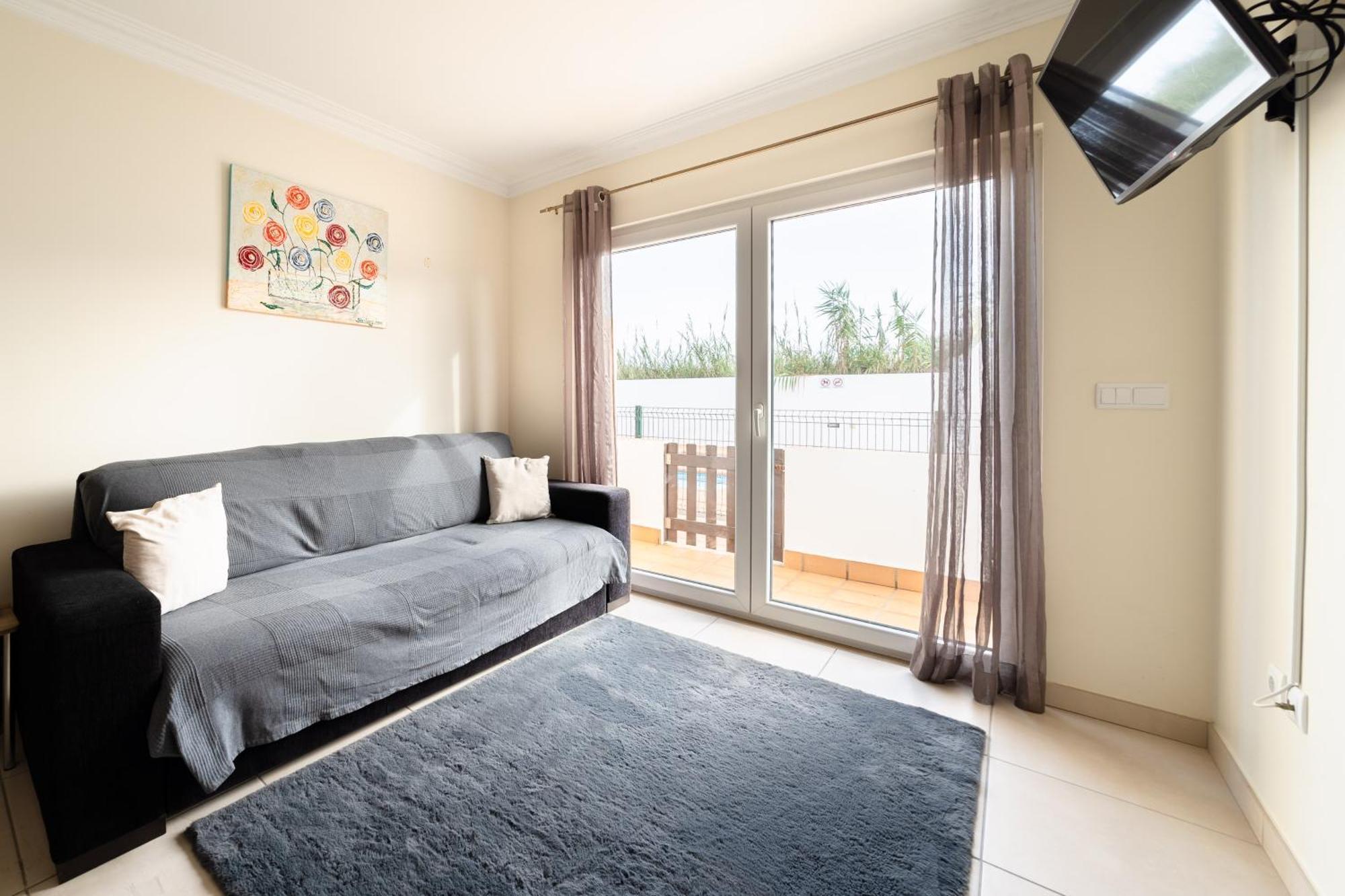 Paradise Apartments บาเลียล ภายนอก รูปภาพ